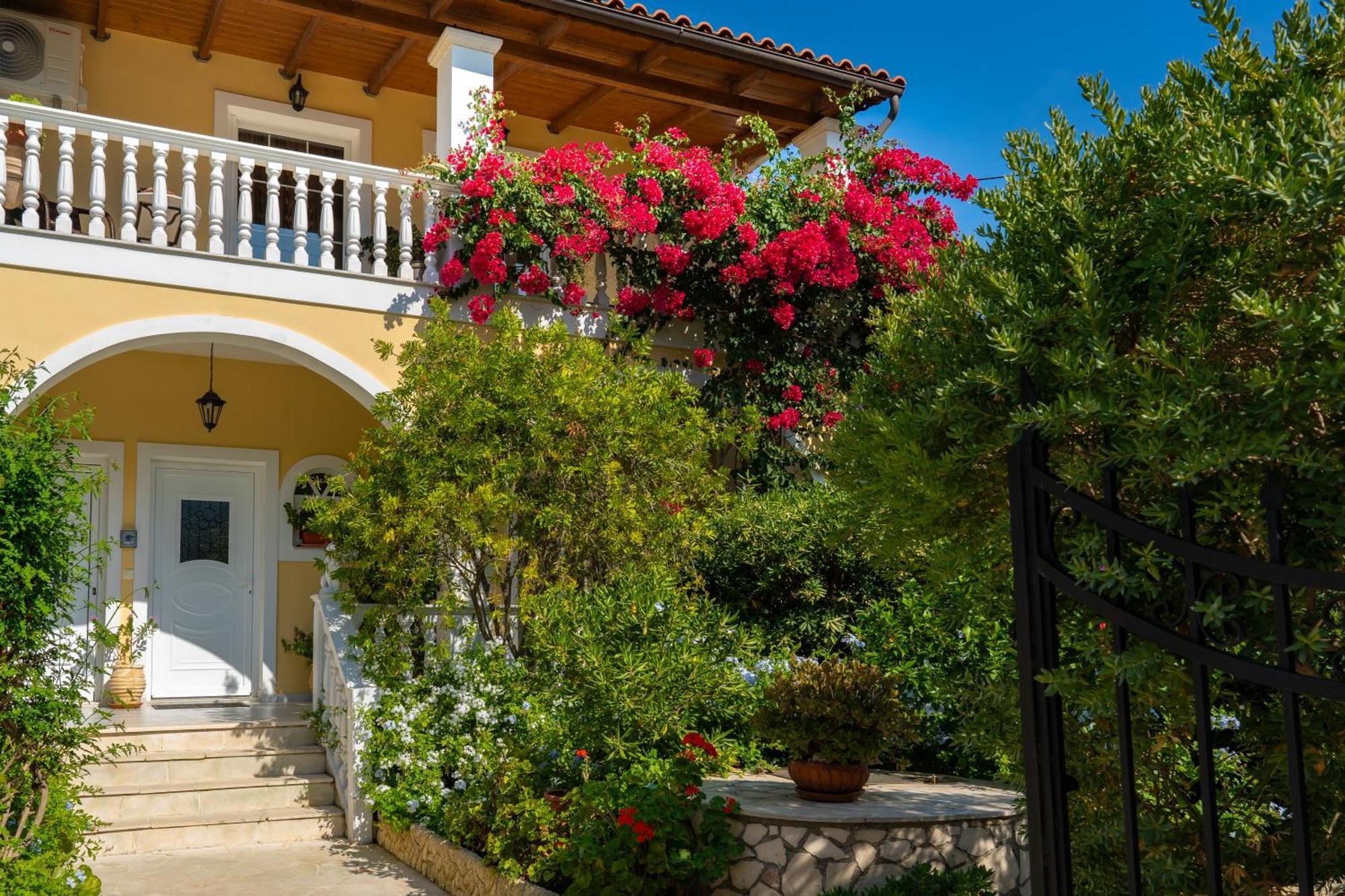 Villa Dionysios Keri Екстериор снимка