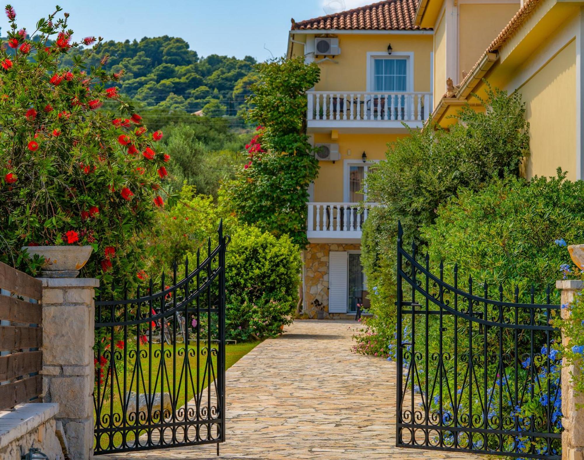 Villa Dionysios Keri Екстериор снимка